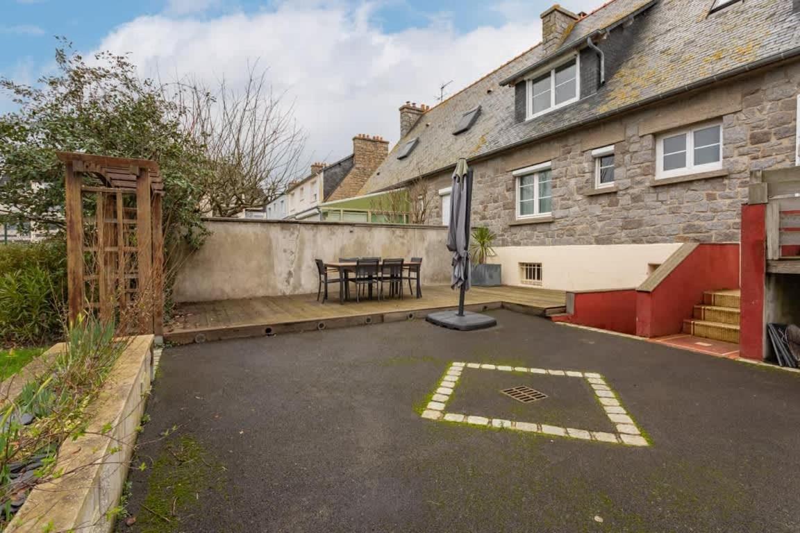 LES AMARRES - Maison familiale 3 chambres - Jardin et place de parking Saint-Malo Extérieur photo